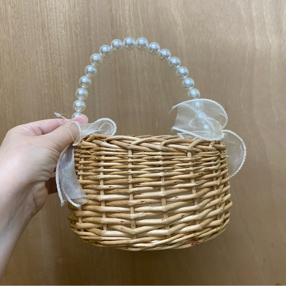 Wicker Basket Bag with Pearl Handle